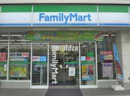コンビニ　ファミリーマート中野弥生町店（コンビニ）まで236m