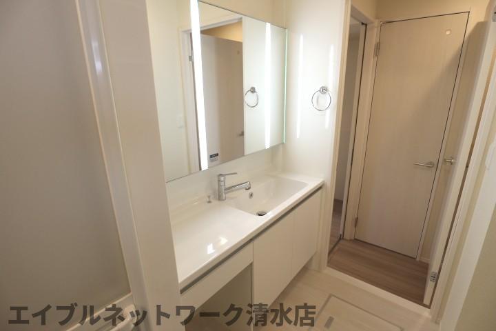 ONE TERMINAL PLACE ワンターミナルプレイスの内装写真