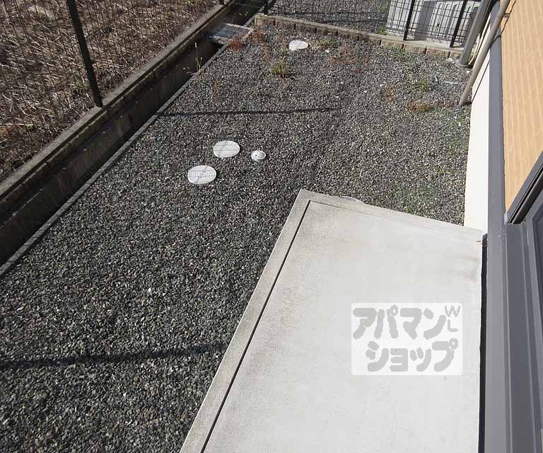 バルコニー　バルコニー広々！