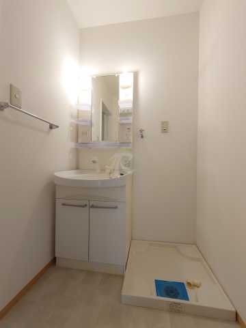 洗面設備　室内見学承ります。当店掲載物件以外もまとめてお問合頂けます。
