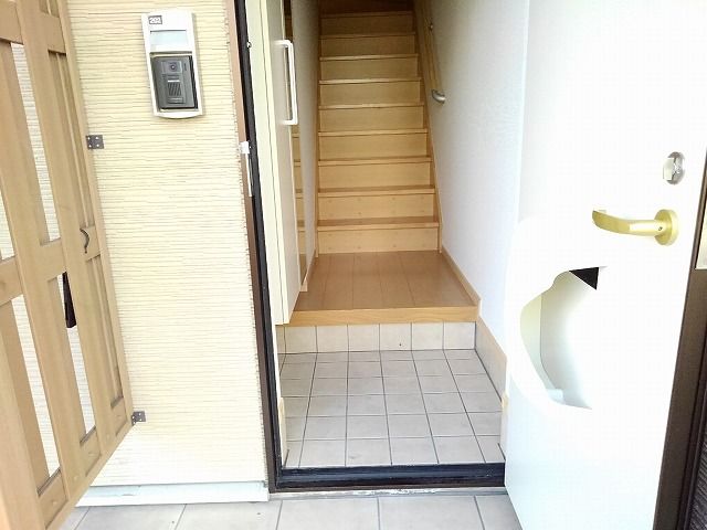 グリーン ヒルズの玄関写真