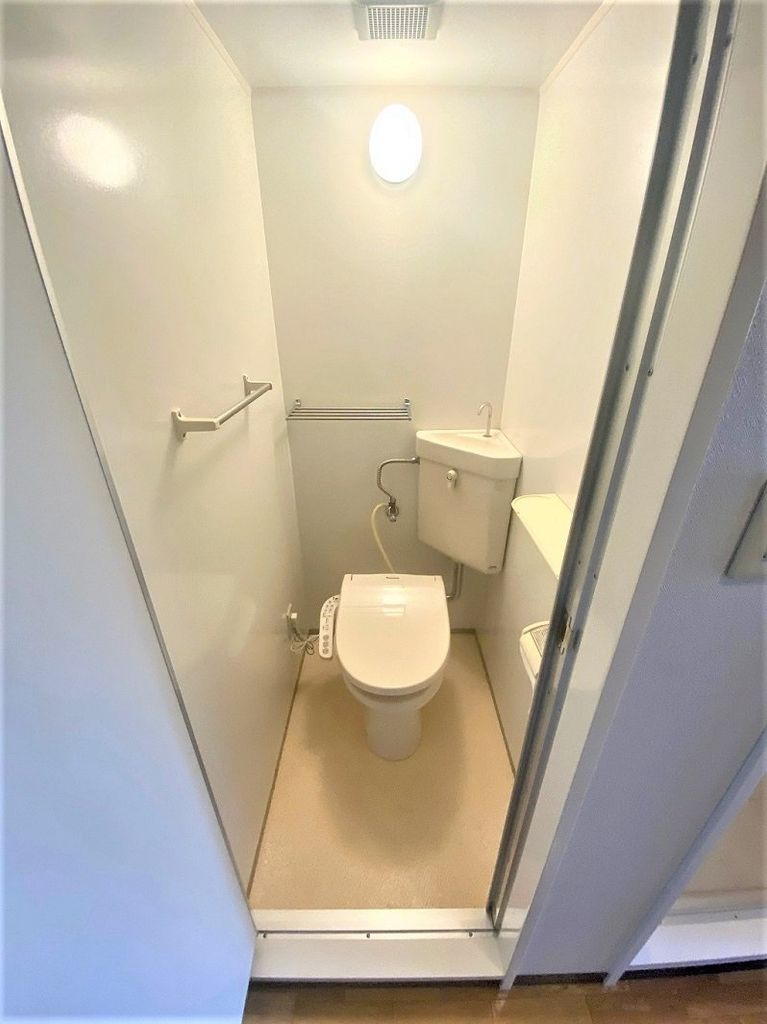 エル・セレーノ近大前のトイレ写真