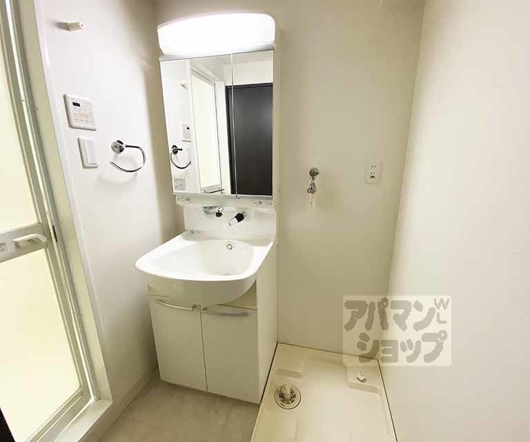 アスヴェル京都市役所前IIIの内装写真