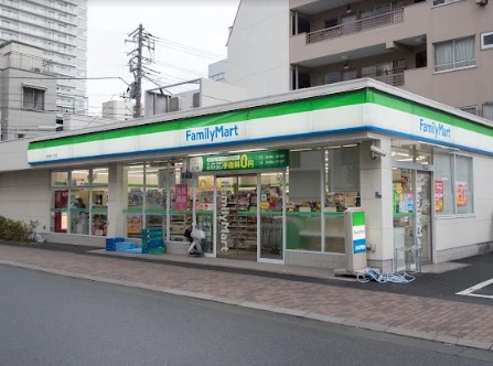 コンビニ　ファミリーマート西浅草三丁目店（コンビニ）まで140m