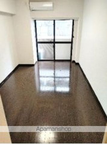 トーシンフェニックス江戸川橋の居間写真