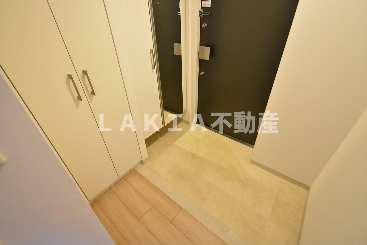 アーバネックス四ツ橋の玄関写真