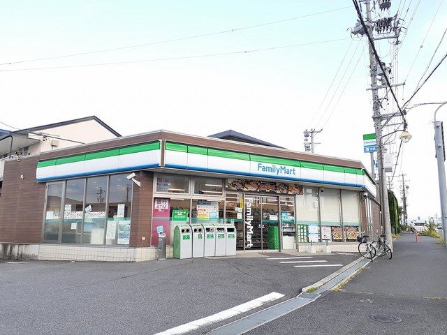 コンビニ　ファミリーマート友生インター様（コンビニ）まで998m