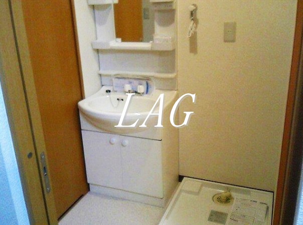洗面設備　洗面台です。