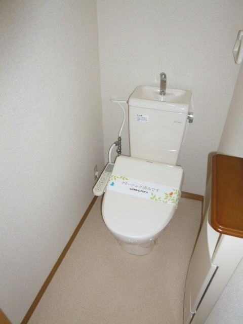 ファインクレスト仲宿のトイレ写真