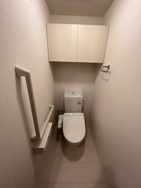 PALACE WEST千里丘B棟のトイレ写真