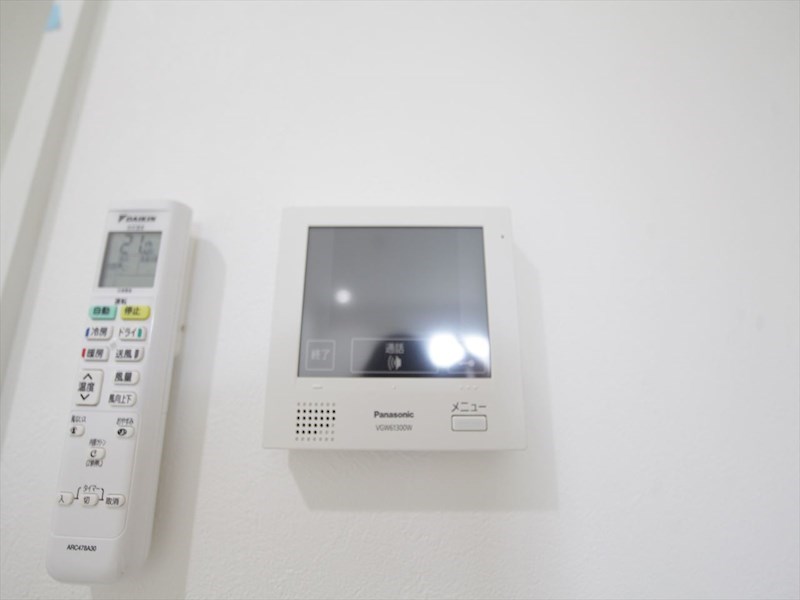 セキュリティ　ＴＶモニター付インターホン　同仕様写真