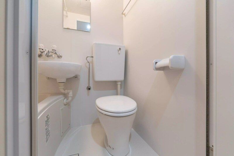 ＪＲ鹿児島本線 香椎駅 徒歩11分 5階建 築38年のトイレ写真