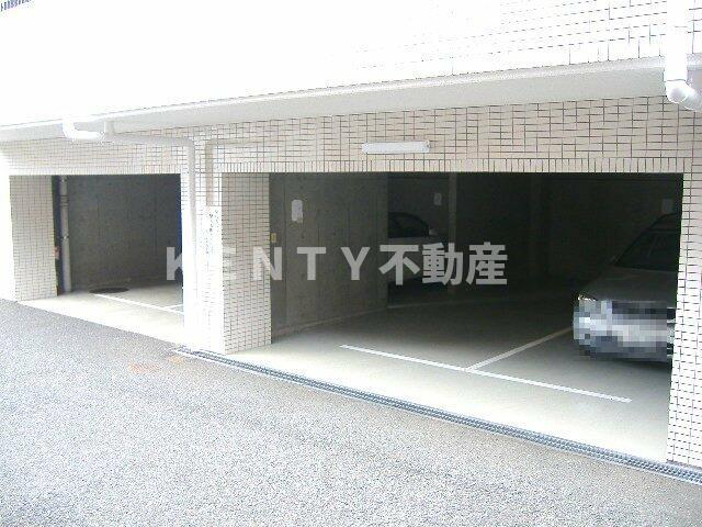 駐車場　カースペースがあります