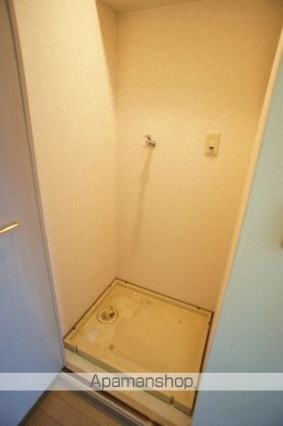 地下鉄箱崎線 馬出九大病院前駅 徒歩8分 6階建 築29年の内装写真