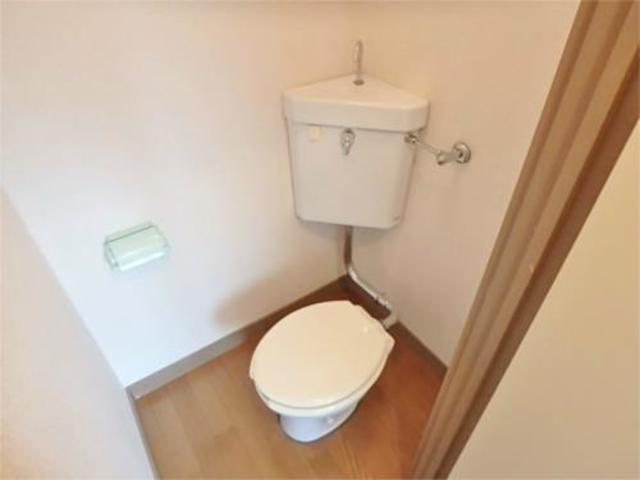 高橋マンションのトイレ写真