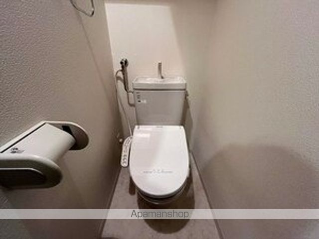 地下鉄東西線 西１１丁目駅 徒歩9分 11階建 築19年のトイレ写真