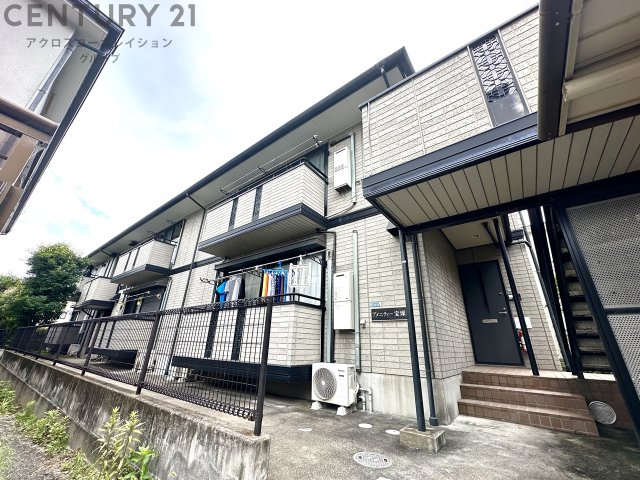 建物外観　敷地内駐車場あり！