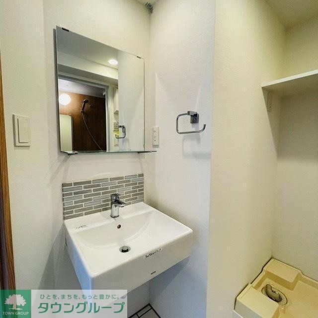 洗面設備　同タイプの部屋写真です