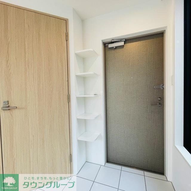 玄関　同タイプの部屋写真です