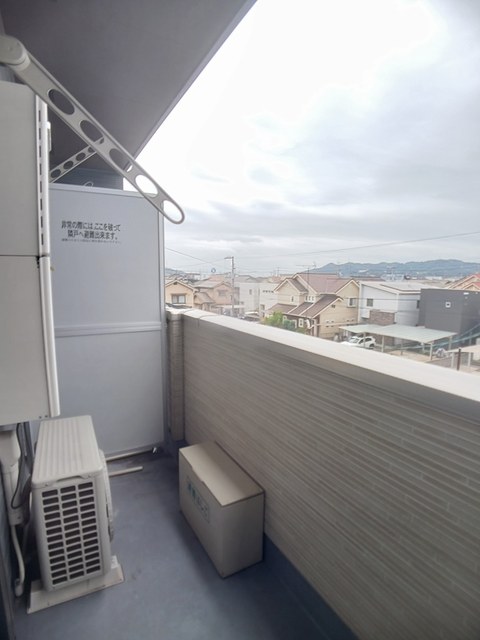 バルコニー　バルコニー
