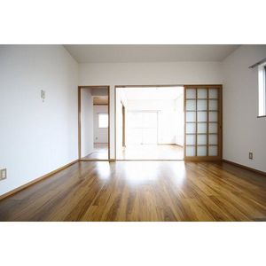 居室・リビング　室内写真です。 ※無断転載はご遠慮願います。