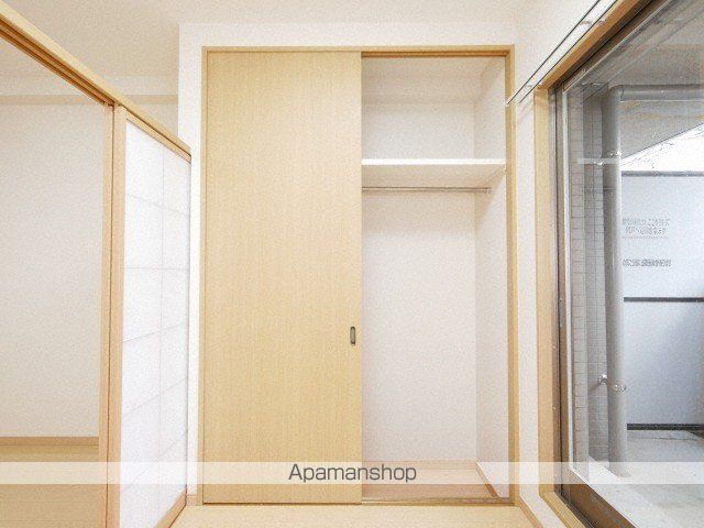 地下鉄七隈線 薬院大通駅 徒歩2分 15階建 築25年の内装写真