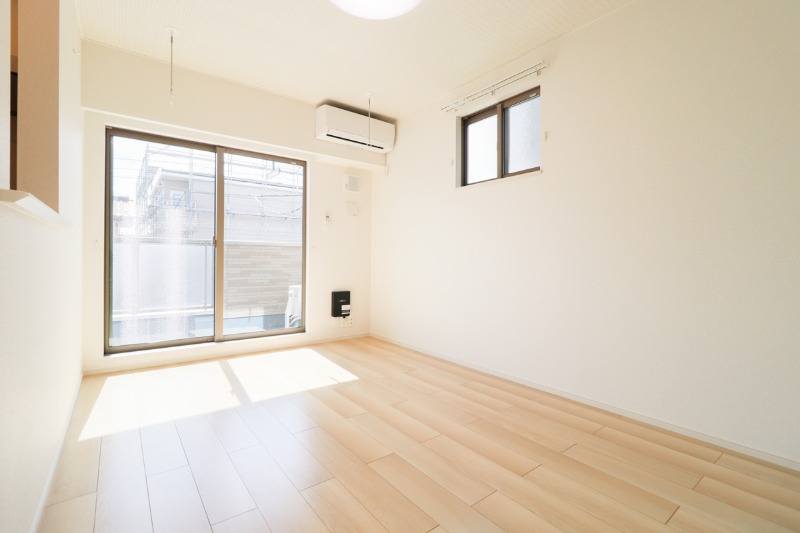 居室・リビング　図面と現状に相違がある場合には現状を優先