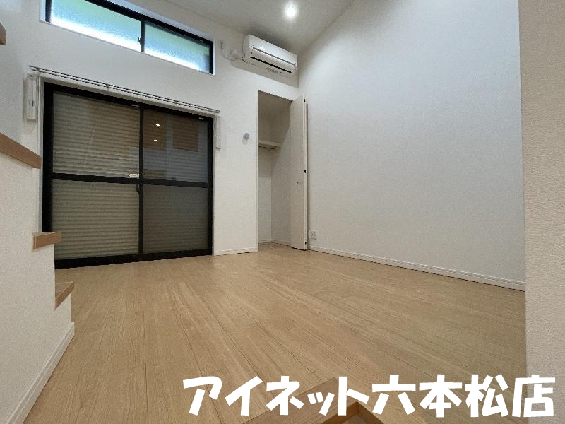 地下鉄七隈線 茶山駅 徒歩10分 2階建 築9年の居間写真