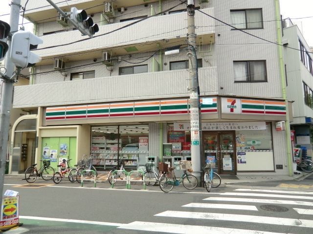 コンビニ　セブンイレブン（コンビニ）まで100m