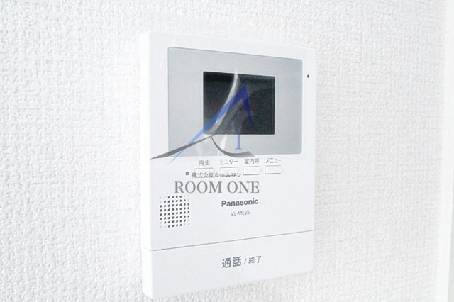 セキュリティ　モニター付きインターホンです。
