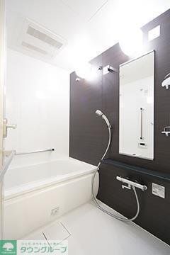 バス・シャワールーム　※写真は同タイプ住戸です。