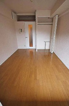 居室・リビング　別部屋参考写真となります。