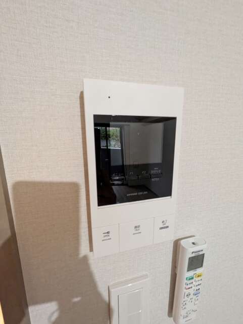 セキュリティ　◆来訪者を確認できるＴＶモニターホン◆