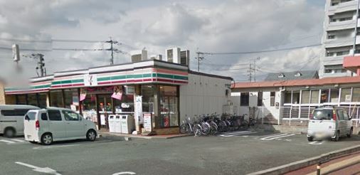 コンビニ　セブンイレブン熊本上近見店（コンビニ）まで451m