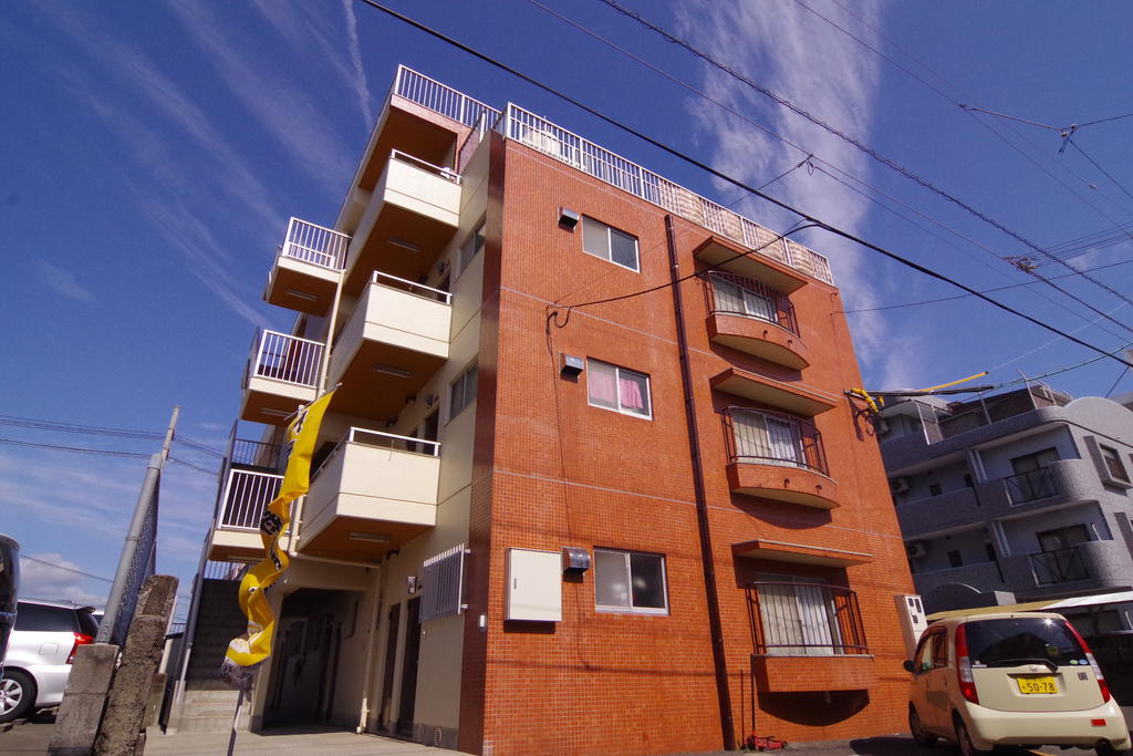 鹿児島市宇宿のマンションの建物外観