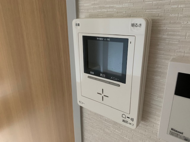 セキュリティ　TVモニター付インターホン