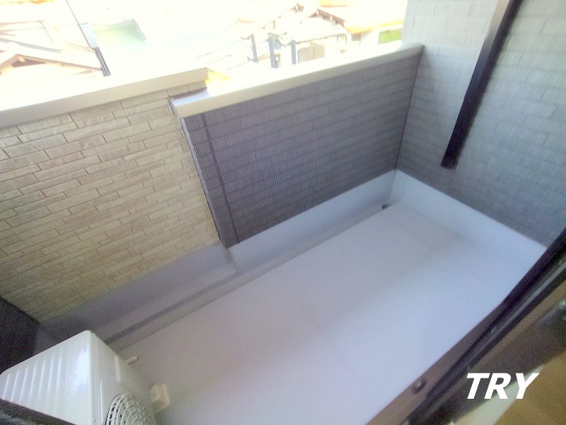 バルコニー　東向きバルコニー