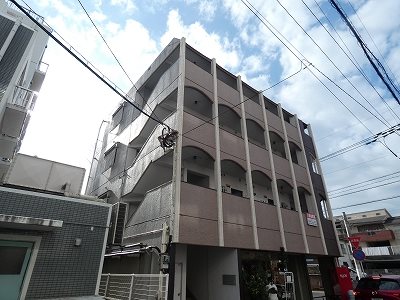 北九州市小倉北区竪林町のマンションの建物外観