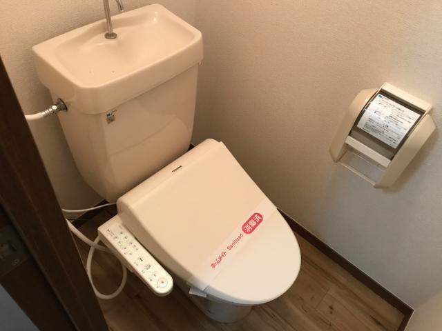 トイレ　トイレ