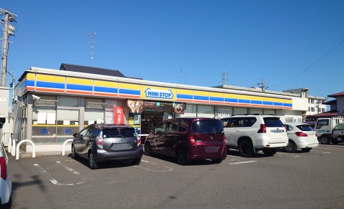 コンビニ　ミニストップ岐南町徳田店（コンビニ）まで644m