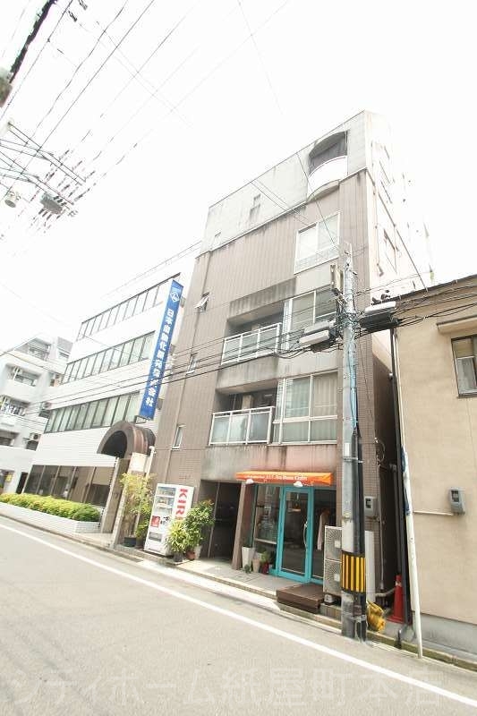 広島市中区本川町のマンションの建物外観