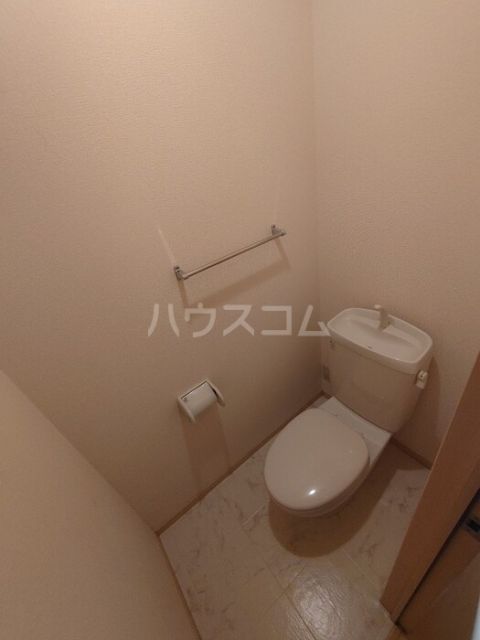【津島市西柳原町のアパートのトイレ】