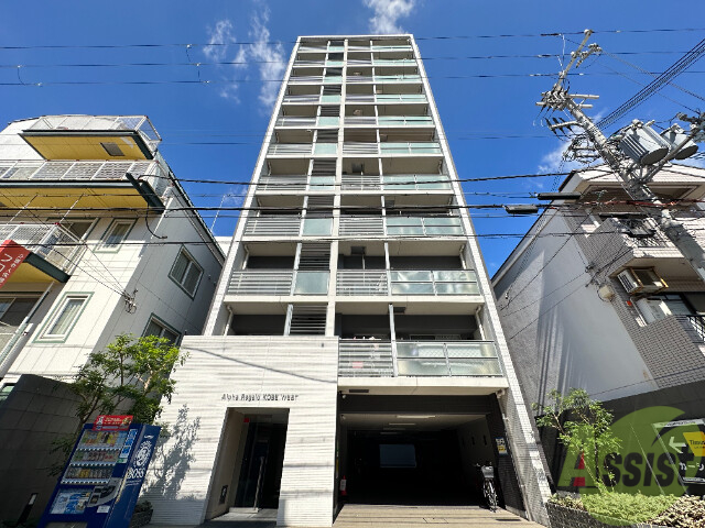 神戸市兵庫区塚本通のマンションの建物外観