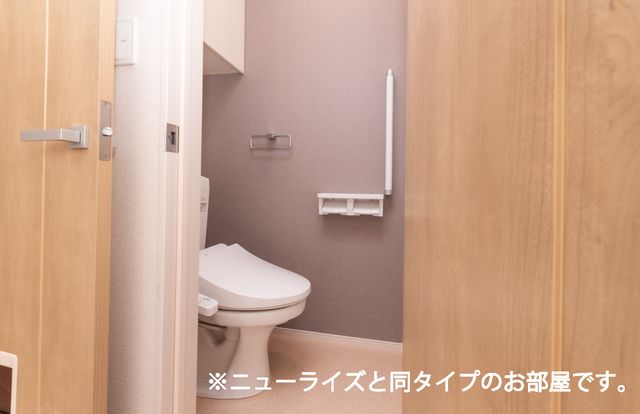 【島田市稲荷のアパートのトイレ】