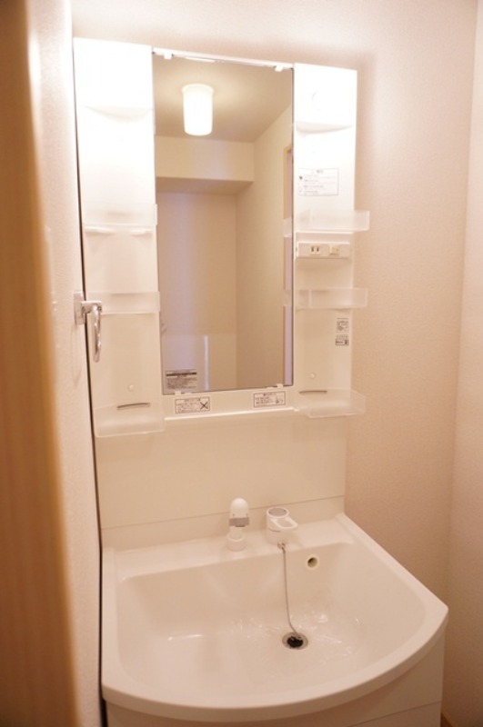 洗面設備　図面と現状に相違がある場合には現状を優先