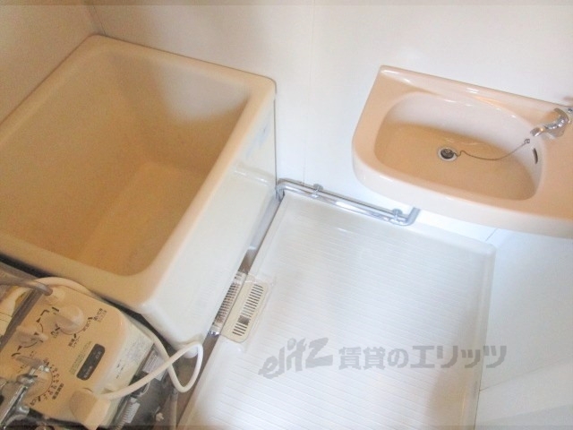 バス・シャワールーム　バス