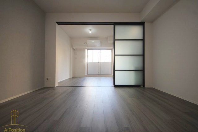 居室・リビング　アーバネックス梅田中崎町