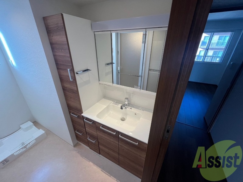 洗面設備　シャンプードレッサーで身支度もラクラクです！