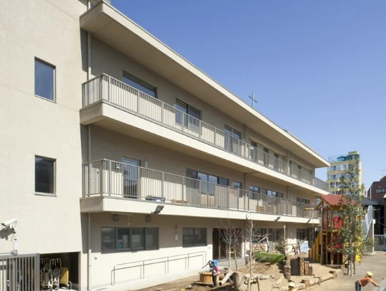 幼稚園・保育園　月島聖ルカ保育園（幼稚園・保育園）まで80m