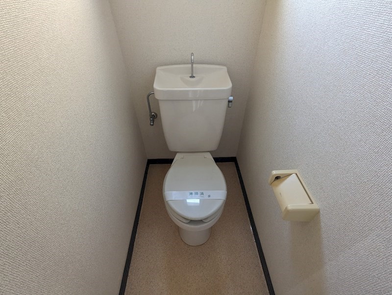 トイレ　別部屋参照